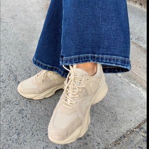 Steve Madden sneakers